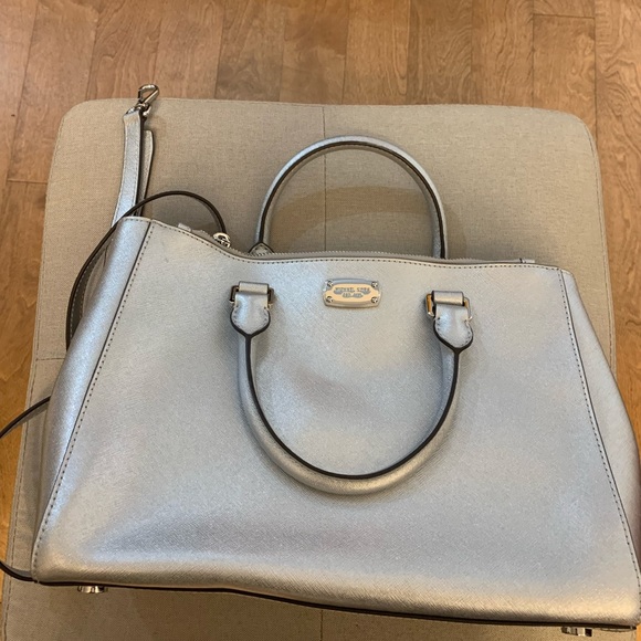 I never used it but it doesn't have the labels - Picture 1 of 6